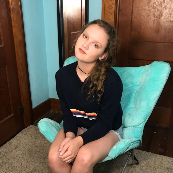 Meet your Posher, Stephanie - Picture 1 of 1